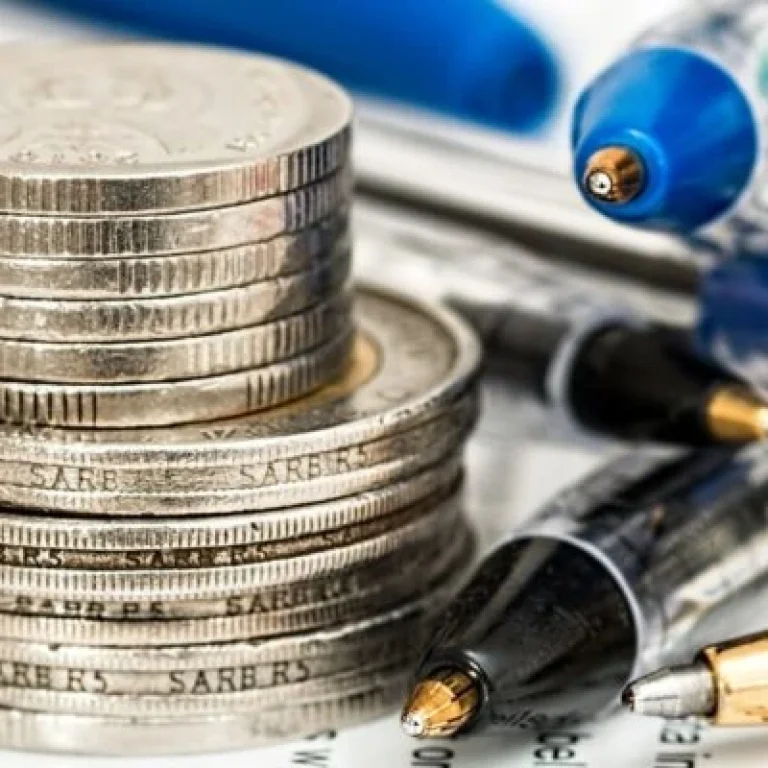 pen-money-office-business-product-cash-859216-pxhere.com_-1-480x400 (1)